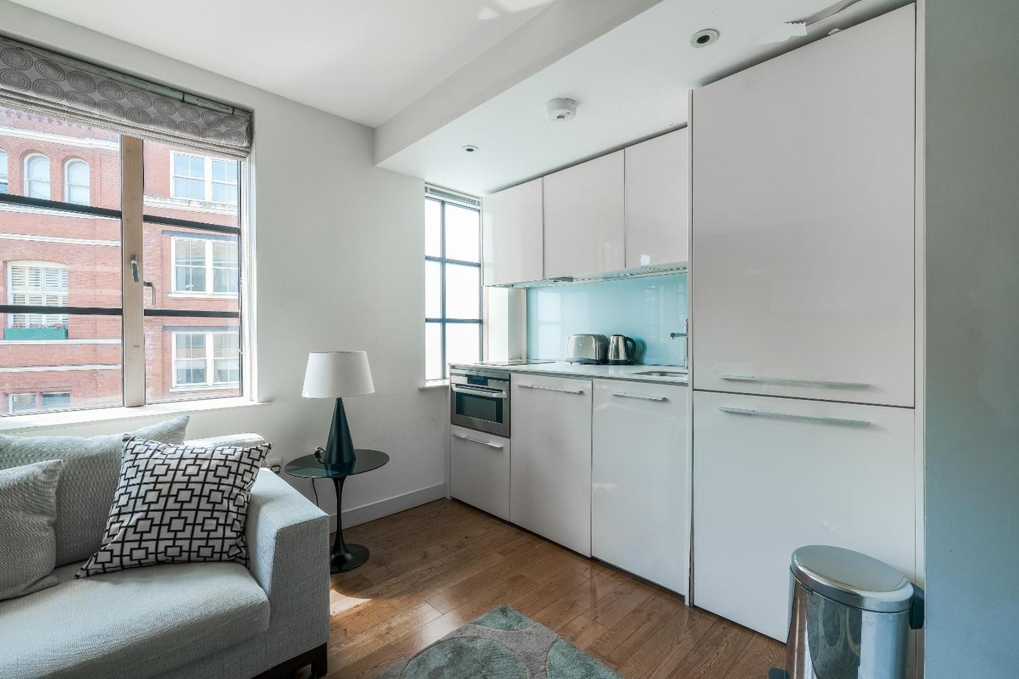 Central Servised Apartments On Artillery Lane London Ngoại thất bức ảnh