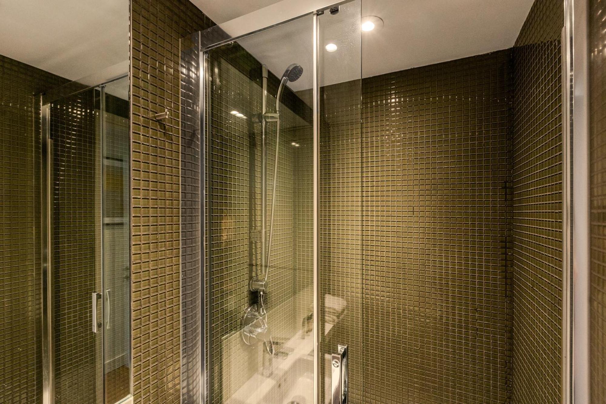 Central Servised Apartments On Artillery Lane London Ngoại thất bức ảnh