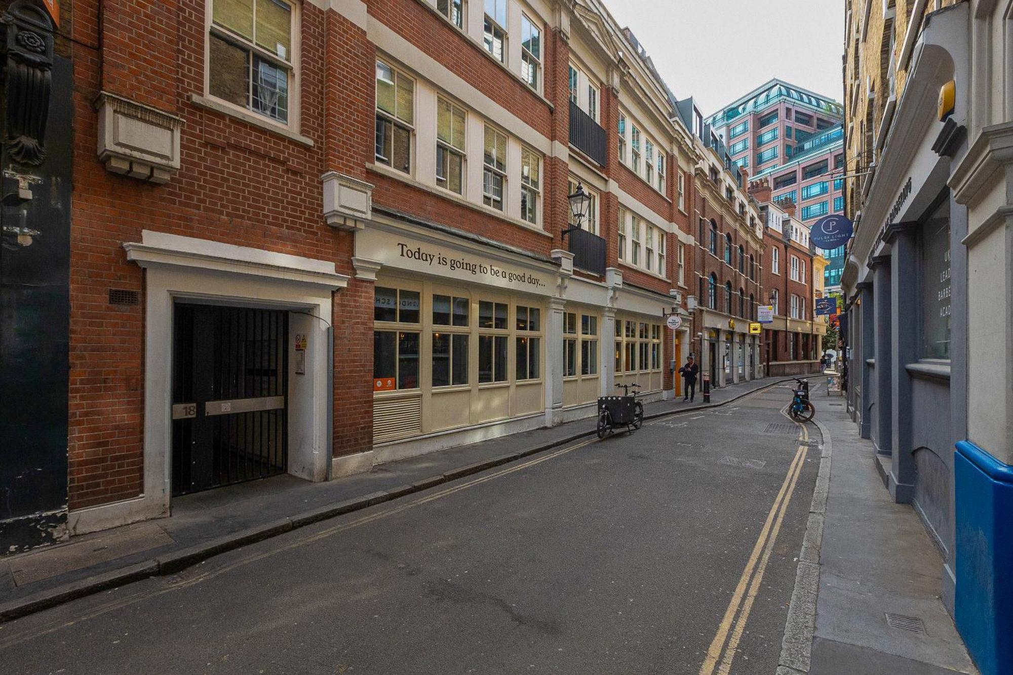 Central Servised Apartments On Artillery Lane London Ngoại thất bức ảnh
