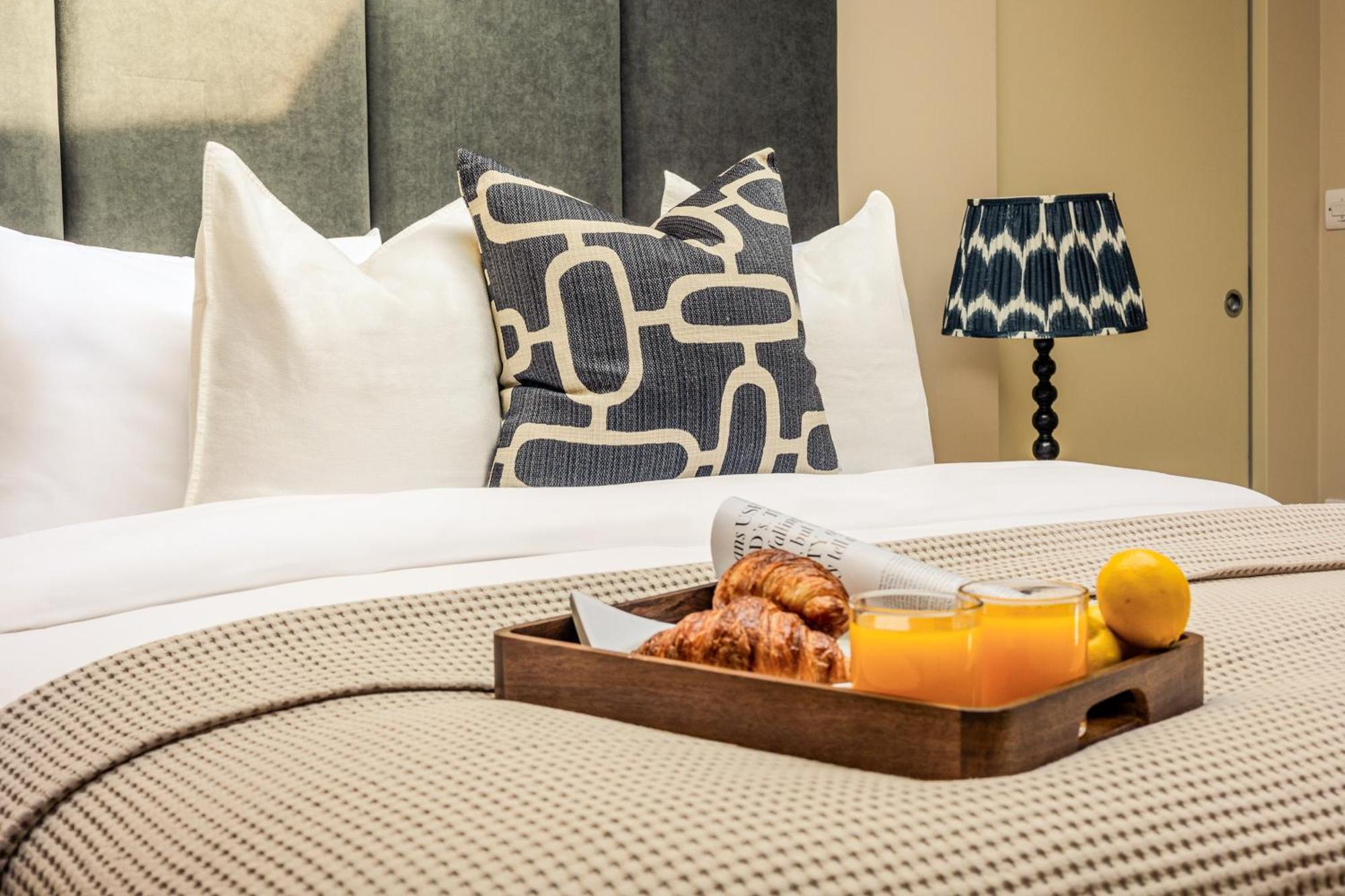 Central Servised Apartments On Artillery Lane London Ngoại thất bức ảnh