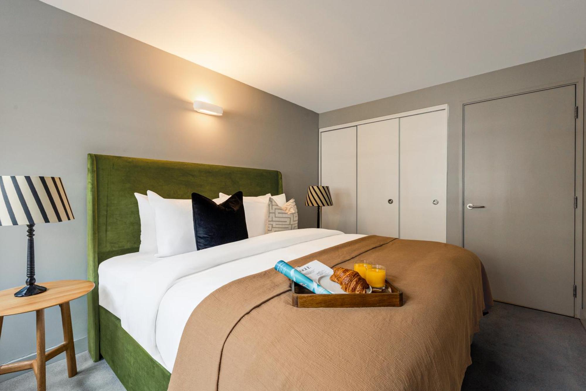 Central Servised Apartments On Artillery Lane London Ngoại thất bức ảnh