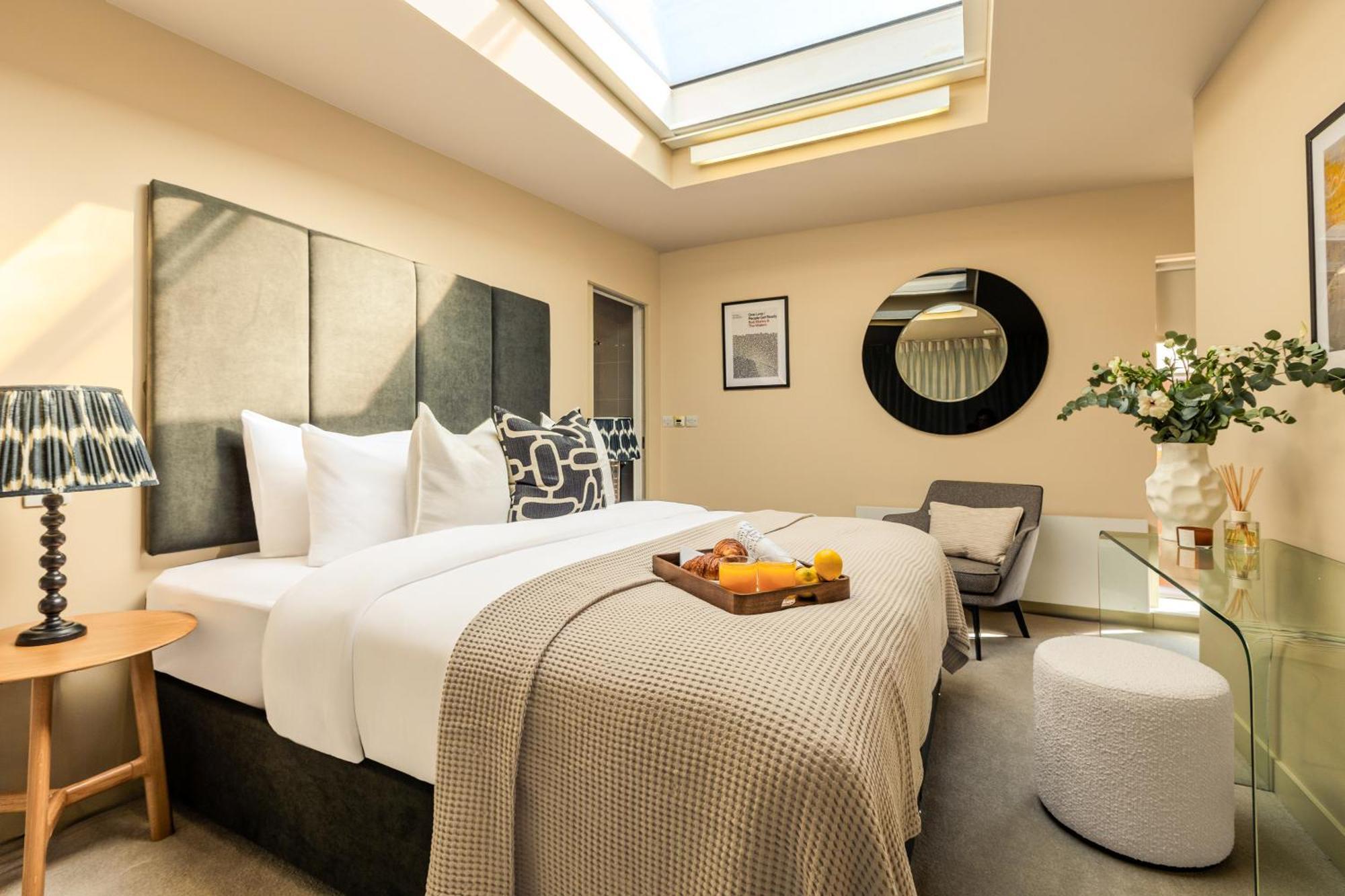 Central Servised Apartments On Artillery Lane London Ngoại thất bức ảnh