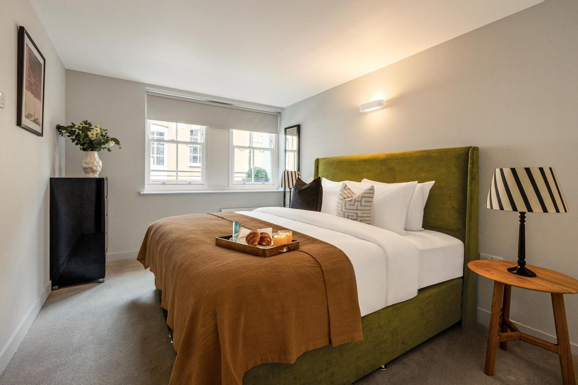 Central Servised Apartments On Artillery Lane London Ngoại thất bức ảnh